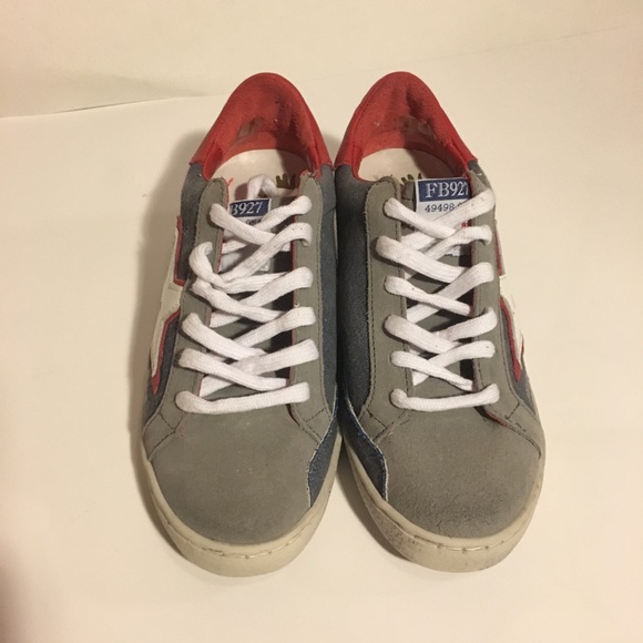 NWOT Freebird by Steve Madden 927 Sneaker - Picture 4 of 6